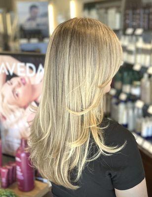 Full Highlights and Layered Haircut Services at TRUE AVEDA Salon. CALL us 702-364-8783 to book your appointment.