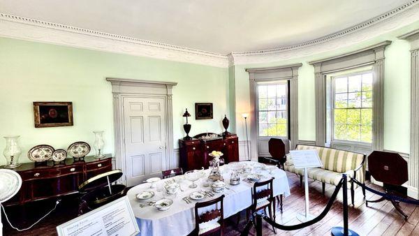 Love the dining room, it's the only air conditioned space in the home