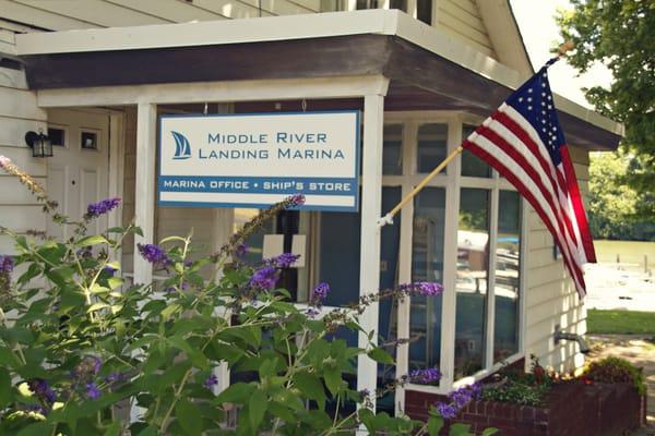 Middle River Landing Marina