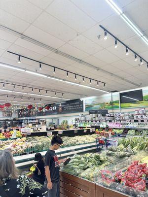 My Thuan Supermarket