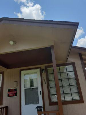 Gil's Interior Exterior