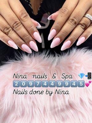 Natural color with almond shapes