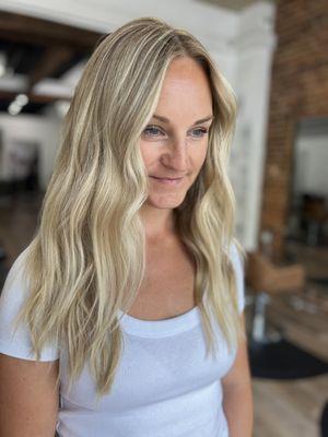 Dual technique, root tap, advanced haircut, styling