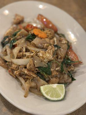 N4. Drunken Noodles