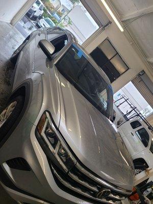 Tapia's Auto Glass & Window Tint