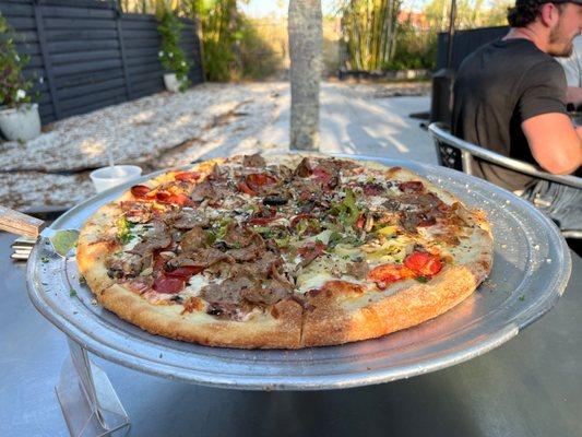 16" Large Supreme Pizza