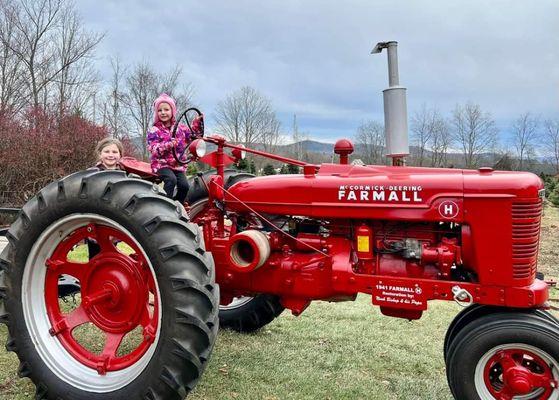 Bishop's Choose & Cut