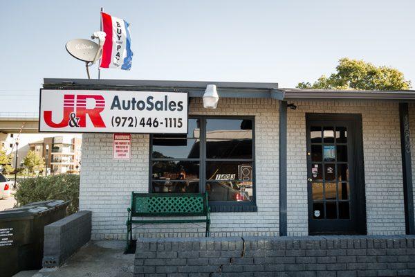 J & R Auto Sales