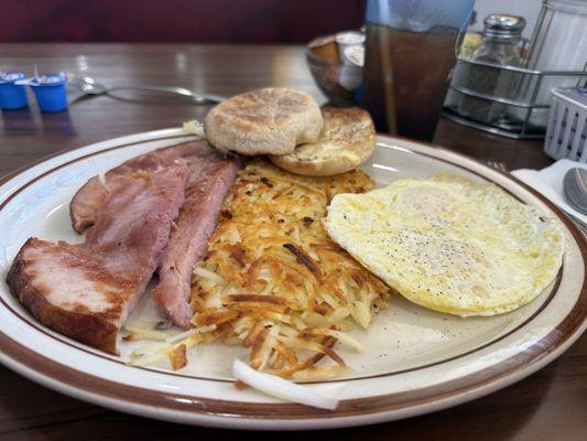 Ham, eggs, hash browns & English muffin