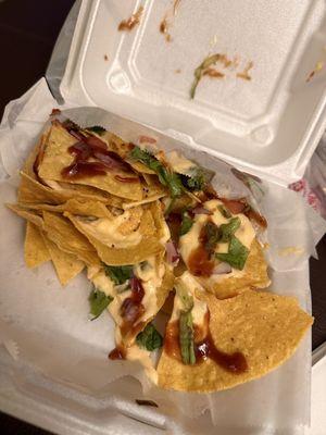Pulled pork nachos missing the pork ... underwhelming