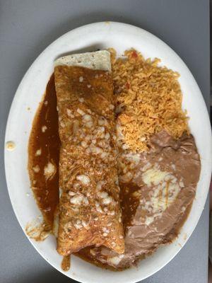 Plato Feliz Bar & Grill