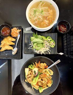 Long's Vietnamese Kitchen