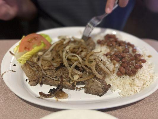 Liliana's Colombian Restaurant & Bakery