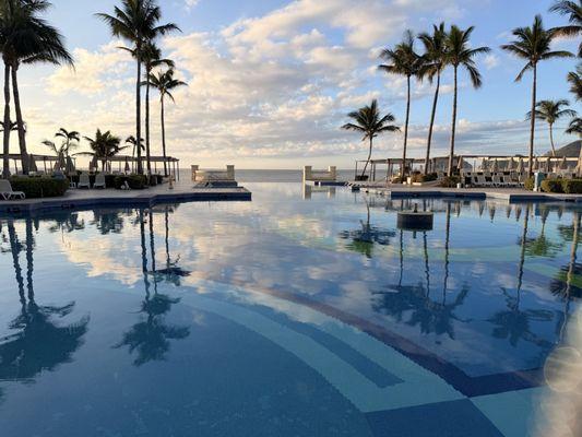 Pomona Travel Agency