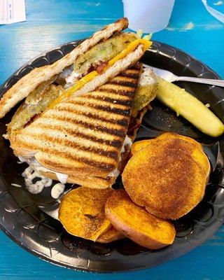 Miss Amber's Main Street Cafe