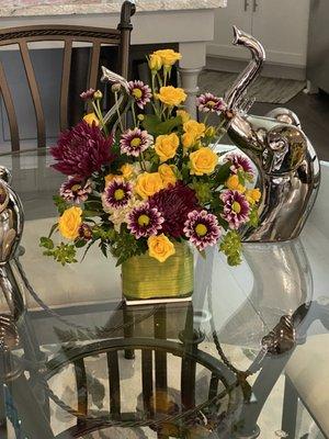 Breaux's Flowers And Gifts