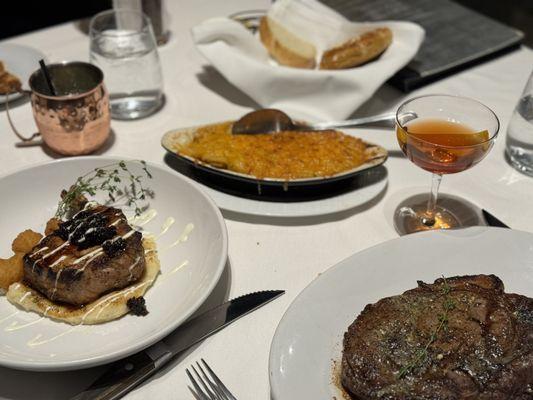 Christopher's Prime Tavern & Grill