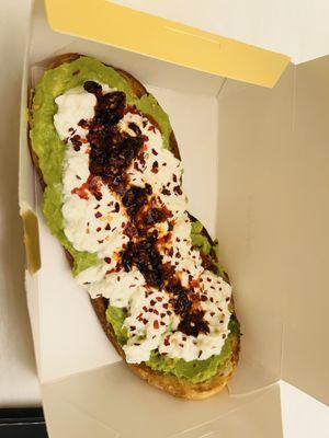 Avocado toast burrata