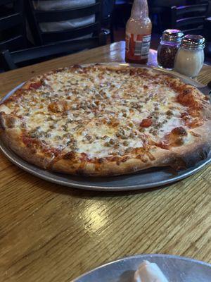 Hoops Pub & Pizza