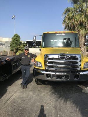 Lopez & Sons Towing Service