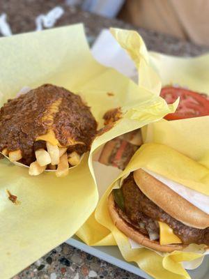 Combo #1 (Double Chili Cheeseburger) with Chili Cheese Fries IG: @ammysalamii