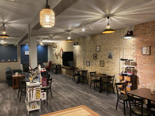 Cold Country Wines Cedarburg