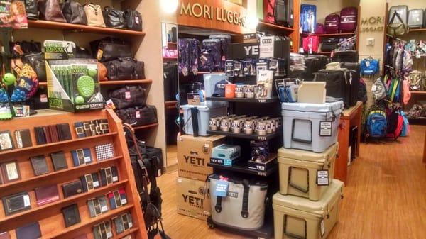 Mori Luggage & Gifts