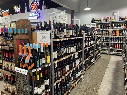 Centerville Liquor & Wine