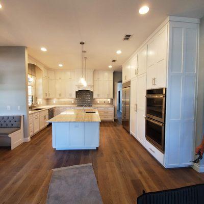 Razors Edge Paint, Remodel and Cleaning