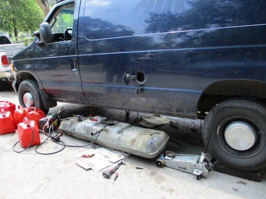 Cisco's FORD DIESEL REPAIR