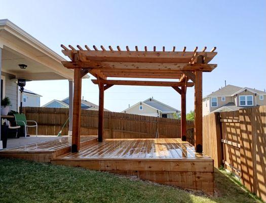 Deck N Cable Railing