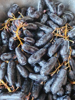 The $20.57 black grapes sweet, crunchy dangerous fruit 8/30/25
