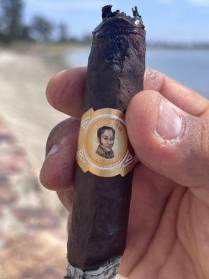 Wag's Liquor & Fine Cigars