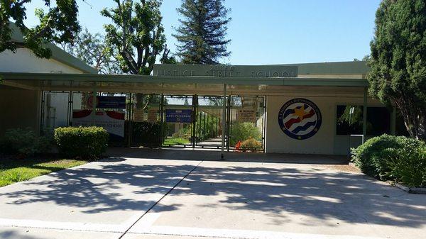Justice St Elementary School