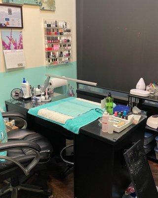 Manicure Station
