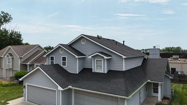 A beautiful new shingle roof we completed on 07/10/2025