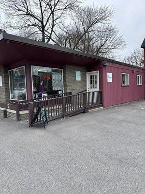 The Birds Nest Vintage Boutique