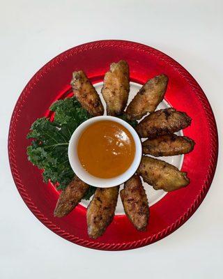 Gma's Wings n Things