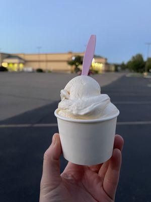 Mojo’s Donuts & Ice Cream