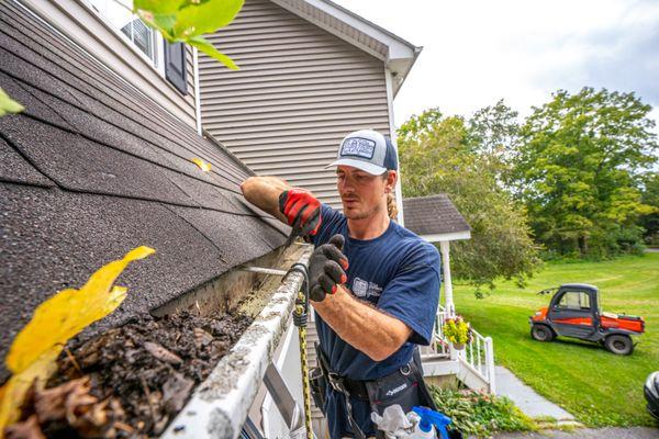 The Brothers that just do Gutters