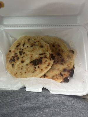 Pupusas Loroco y Queso
