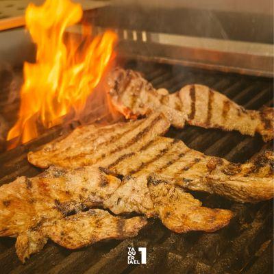 ALERTA DE ANTOJO:
El fuego hace su magia, y tú solo tienes que venir a probarlo.
3517 Wyoming Blvd NE, Albuquerque
(505) 532-7020