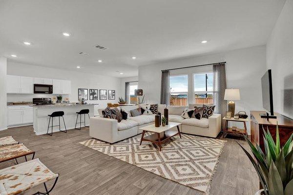 We offer two free hour staging consultation for all our listings.