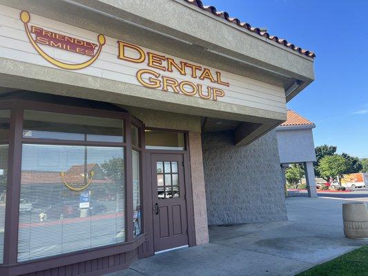 Friendly Smiles Dental