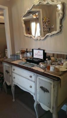 Tea Bar serving Vianne's Tea everyday