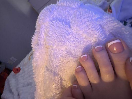 French tip pedicure