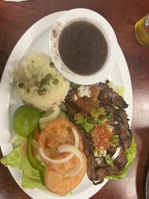 Quino’s Pizza,Tortilleria and Spanish Food