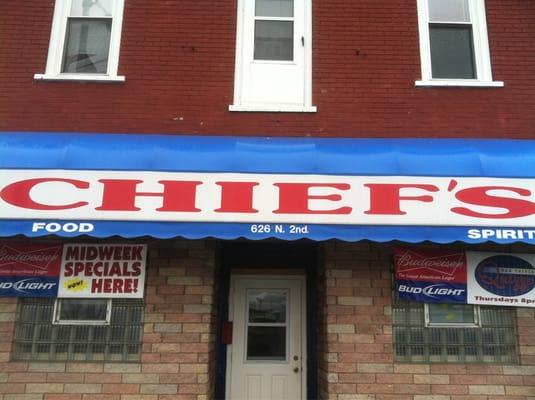 Chief's Bar & Grill