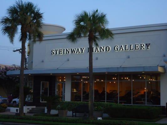 Steinway Piano Gallery