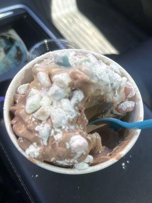 Jon & Bon's Yogurt Shoppe